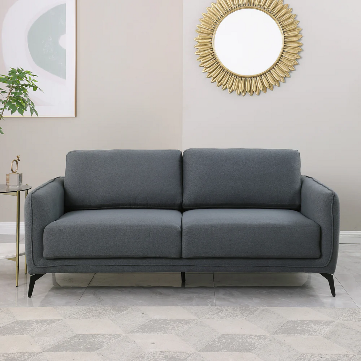 Le canapé 3 places en tissu beige, minimalisme chaleureux
